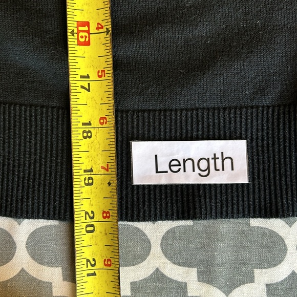 Karl Lagerfeld cardigan w/ pearl like buttons 3/4 sleeves szL - Picture 13 of 14